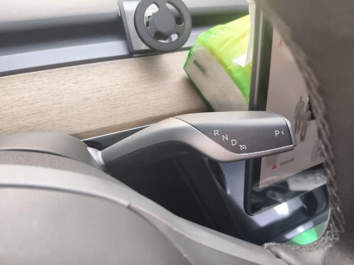 Model Y 2022 RWD photo 6