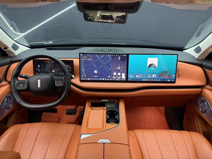 Blue Mountain 2025 AWD Max photo 5