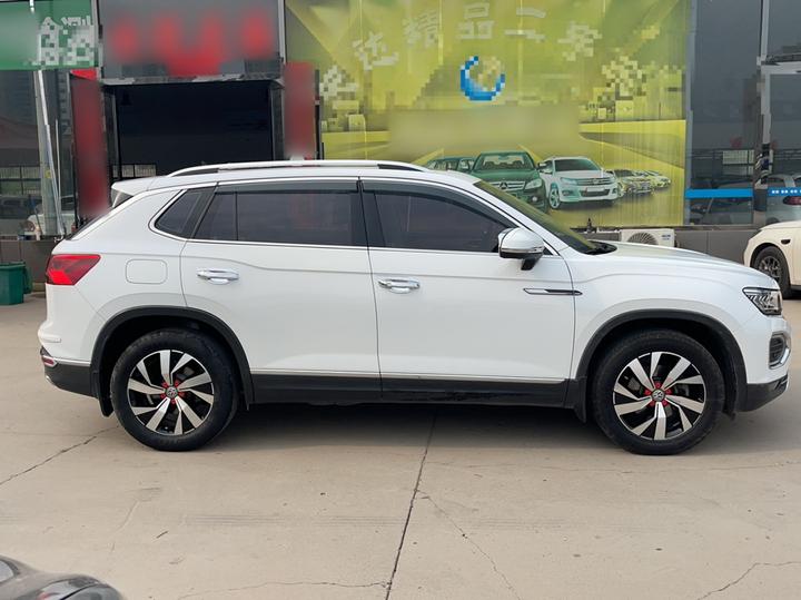 Tayron 2021 330TSI RWD Luxury Connected Plus photo 4