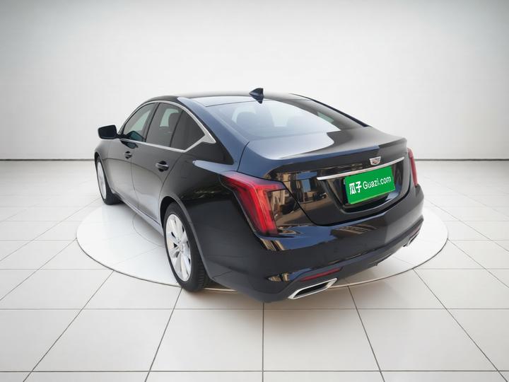CT5 2022 28T Luxury Standard photo 4