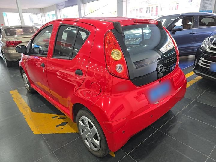 F0 2015 1.0L AMT photo 4