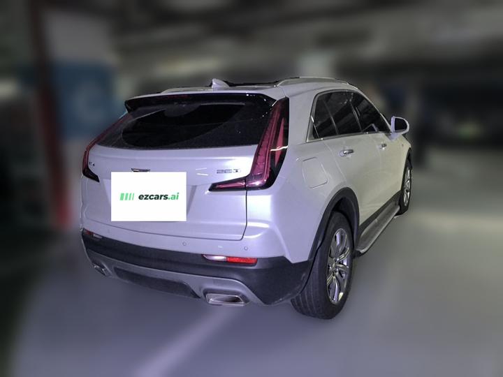 XT4 2023 28T RWD Luxury photo 6