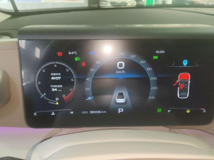 Geely icon 2022 1.5TD photo 7