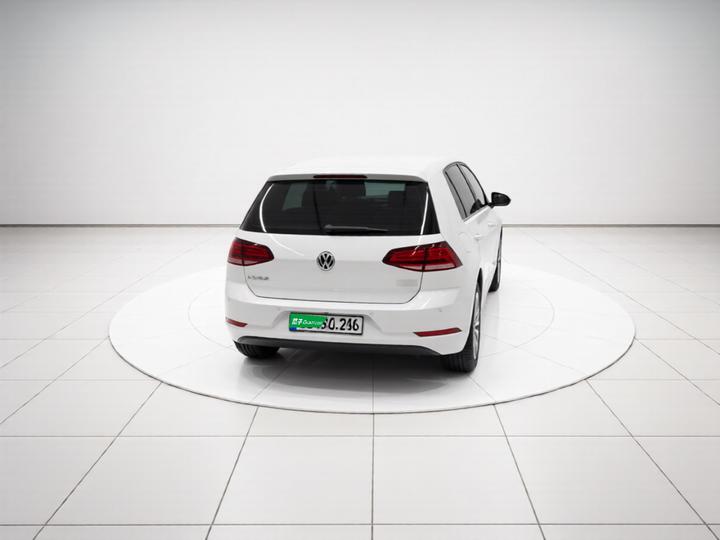 Golf 2018 1.6L AT Comfort photo 5