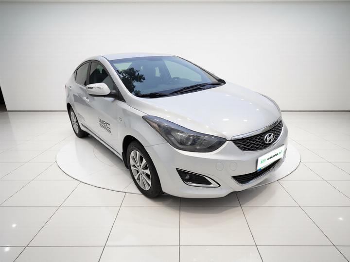 Elantra 2016 1.6L AT Smart photo 2