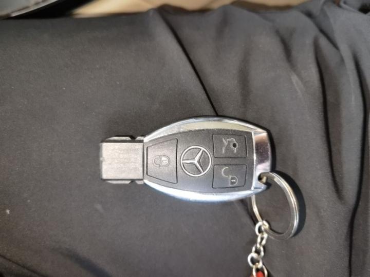 C-Class 2016 C 200 L Sport photo 8