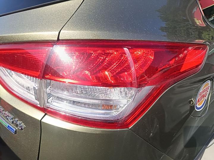 Kuga 2015 2.0L GTDi AWD Elite photo 7
