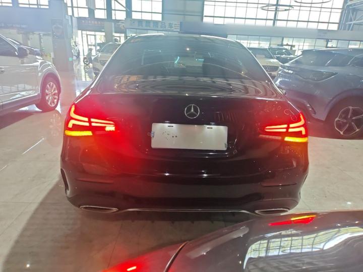 A-Class 2019 A 200 L Sport photo 5