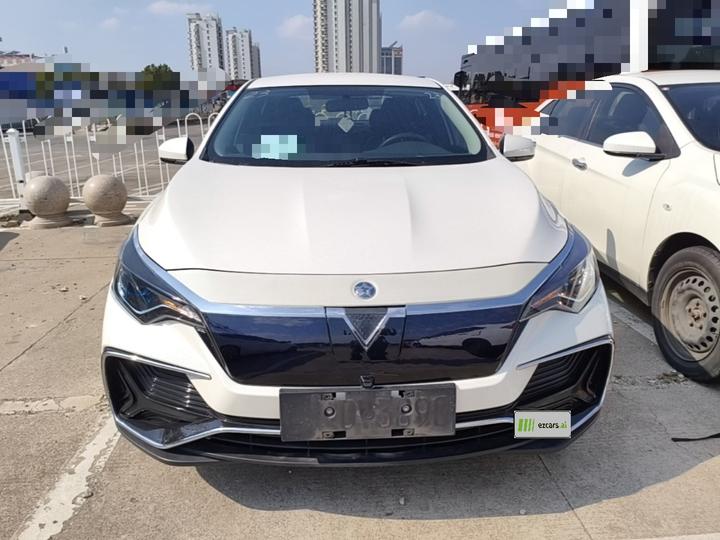 D60EV 2022 Standard Range photo 2