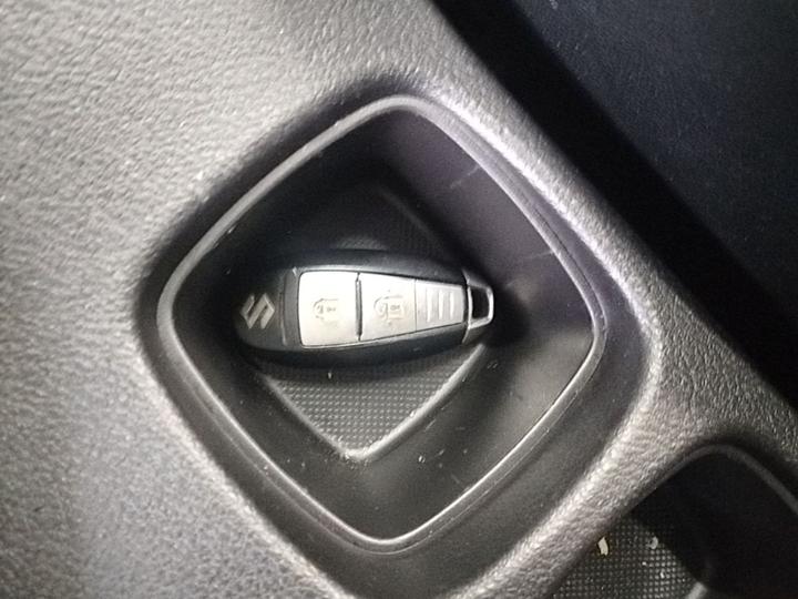 2014 1.6L MT RWD Progressive photo 8