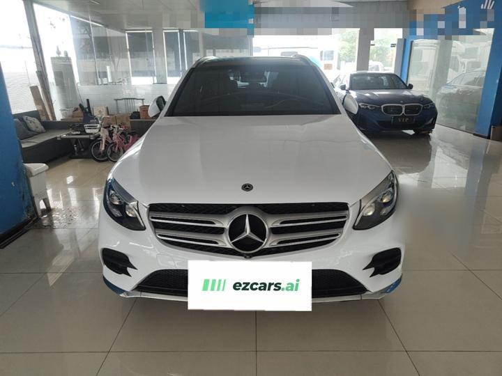GLC 2017 GLC 300 4MATIC Dynamic photo 2