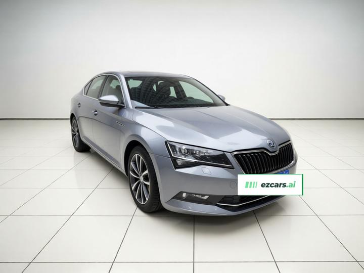 Superb 2017 TSI280 DSG Champion photo 3