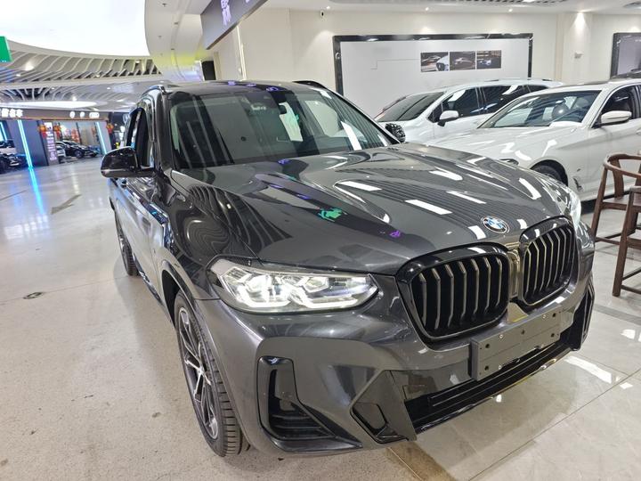 X3 2022 xDrive30i Leading M Night Package photo 3