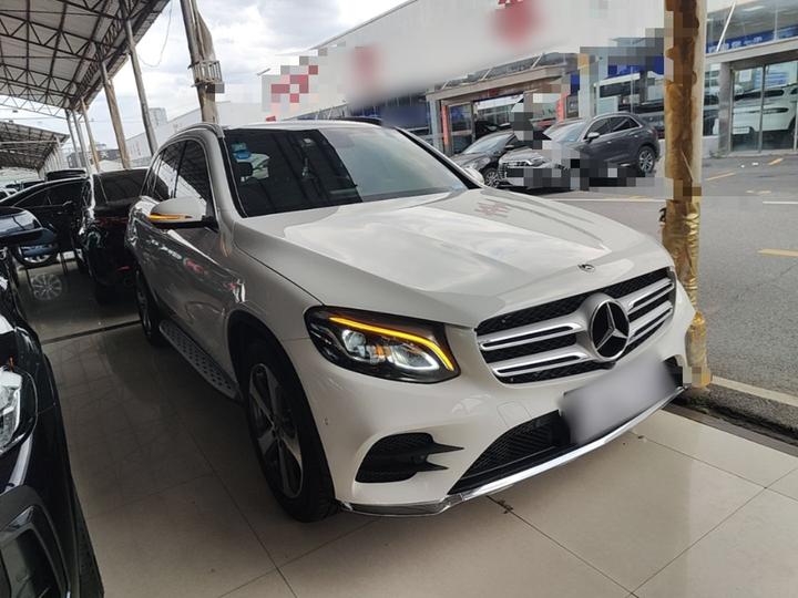 GLC 2017 GLC 260 4MATIC Luxury photo 3