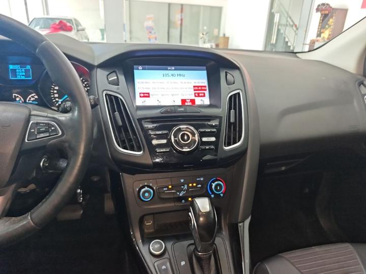 Focus 2020 Hatchback Classic 1.5L AT photo 8