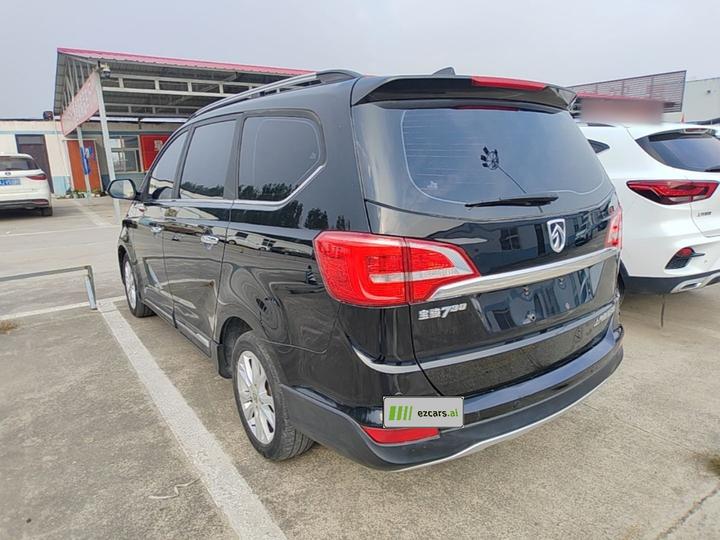730 2016 1.5L MT Luxury 7-Seater photo 4