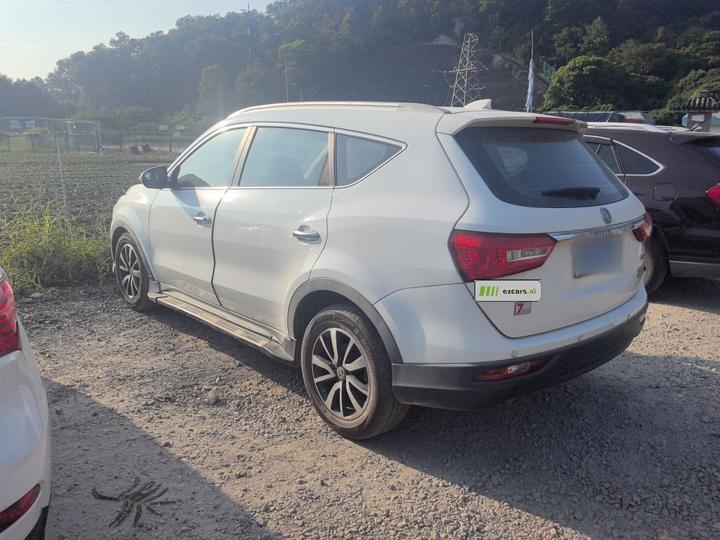 Fengon 580 2017 1.5T CVT Luxury photo 5