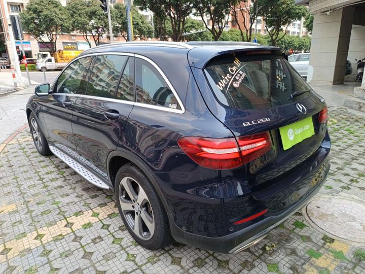 GLC 2017 GLC 260 4MATIC Luxury photo 4