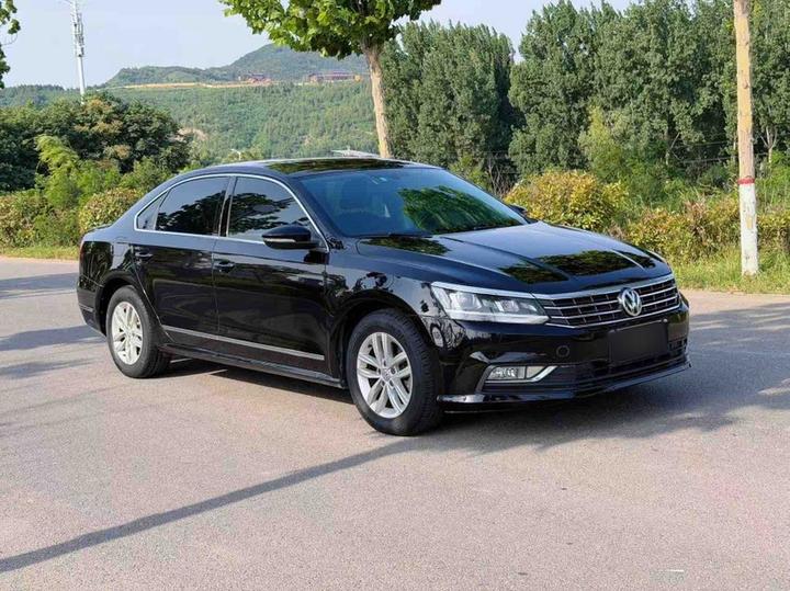 Passat 2016 330TSI DSG photo 3
