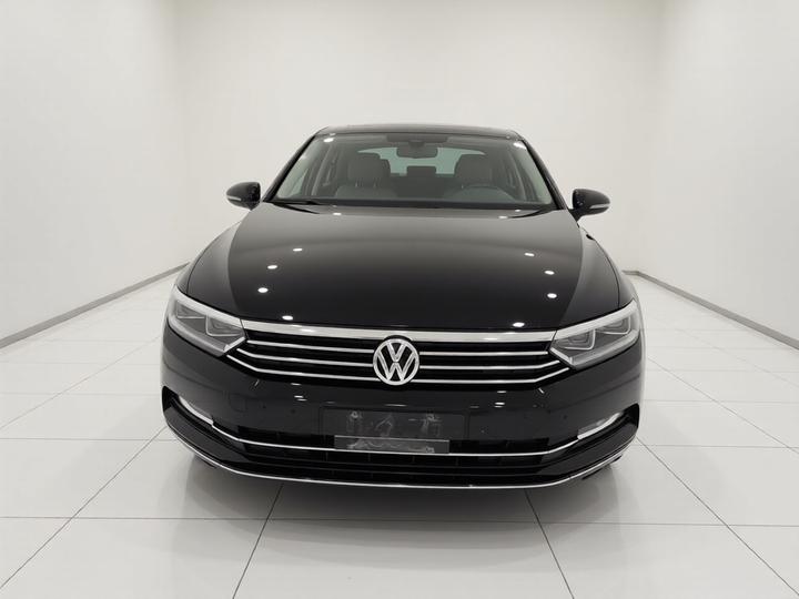 Magotan 2018 Facelift 380TSI DSG Luxury photo 2