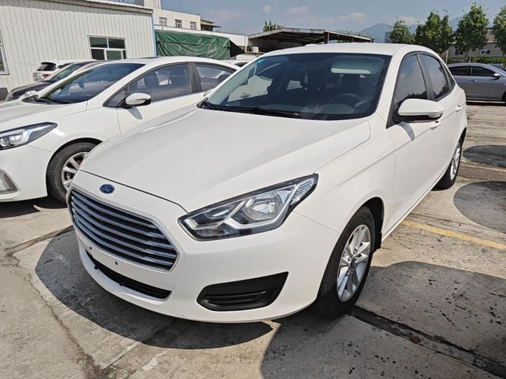 Escort 2019 Facelift 1.5L AT China VI
