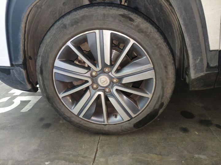 CS35PLUS 2019 1.6L AT photo 8