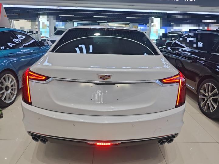 CT6 2022 28T Luxury photo 3