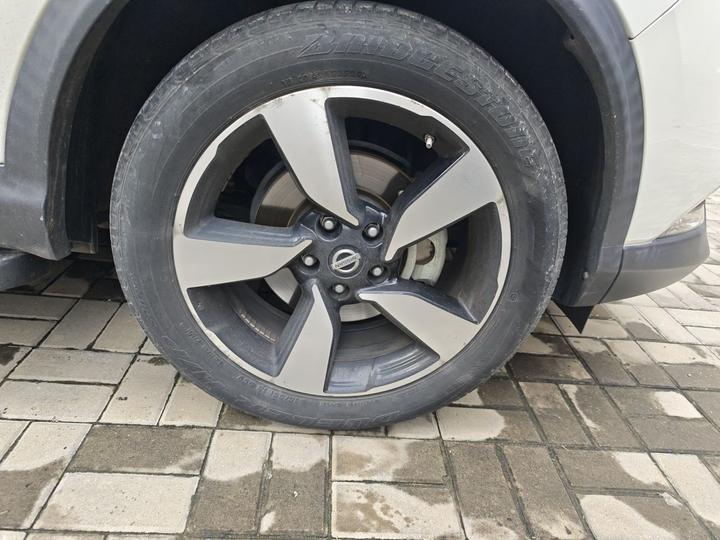 Qashqai 2016 2.0L CVT Luxury photo 8