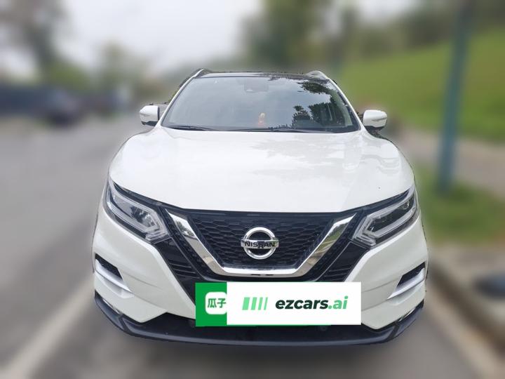 Qashqai 2021 2.0L CVT Luxury photo 2