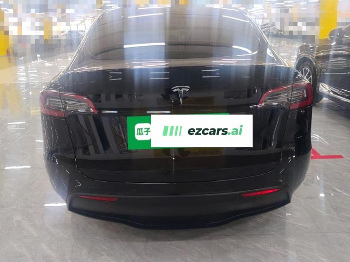 Model Y 2023 RWD photo 3