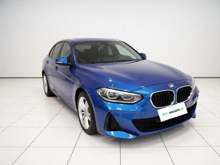 1 Series 2019 118i M Sport Package photo 3