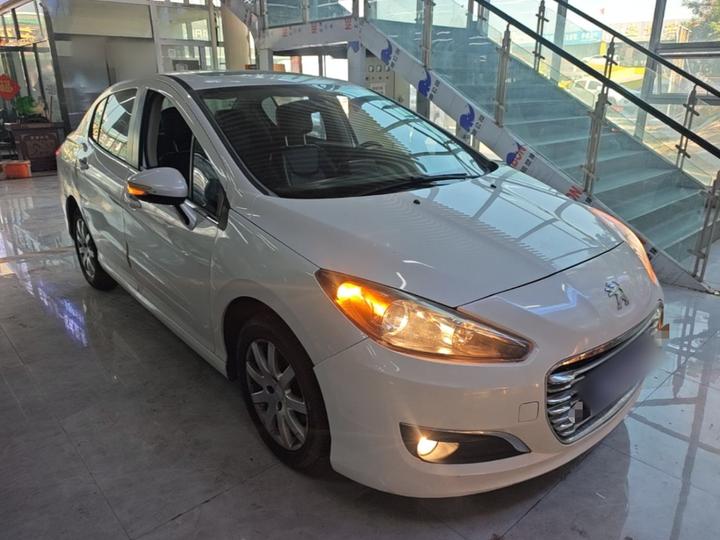 308 2014 Classic 1.6L AT photo 3