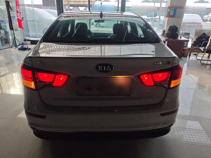 K2 2015 Sedan 1.4L AT GLS photo 3