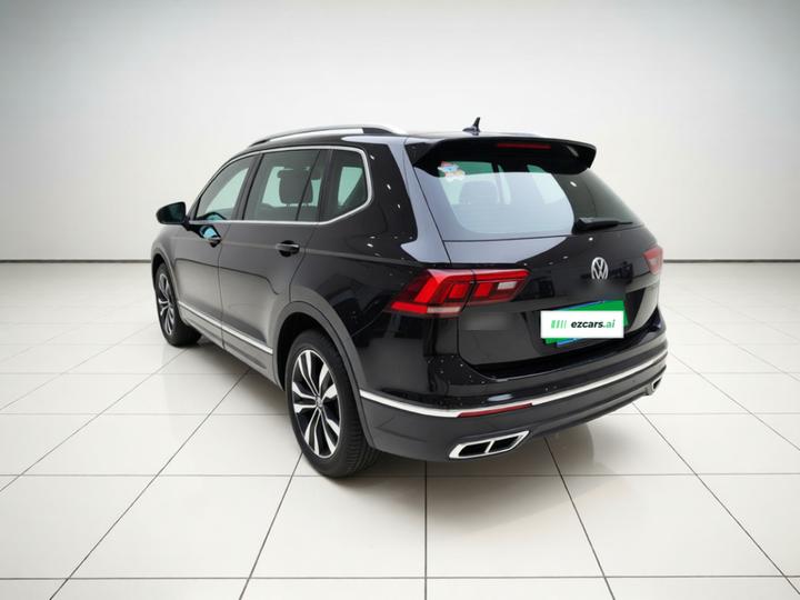 Tiguan L 2024 330TSI AT RWD R-Line photo 4