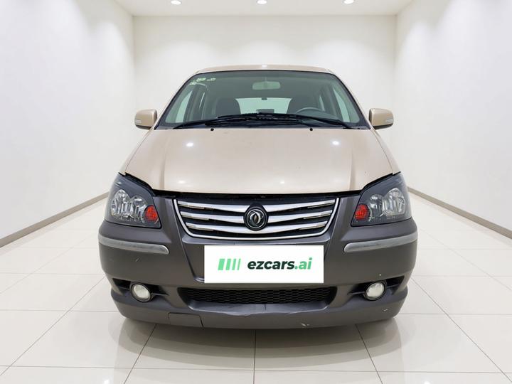 Lingzhi 2016 M3L 1.6L 7-Seater Comfort photo 2