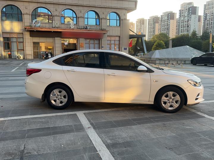 Cavalier 2019 320 AT photo 6