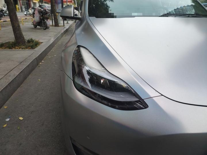 Model Y 2022 Long Range AWD photo 7