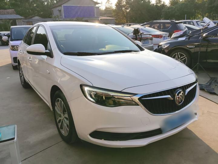 Excelle 2019 18T AT Elite China VI photo 3