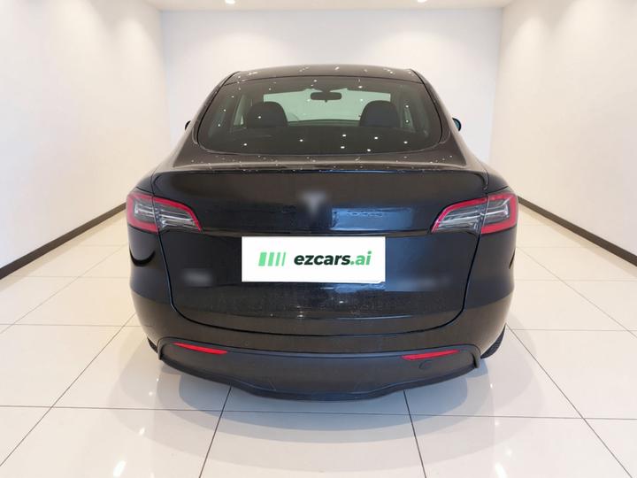 Model Y 2023 RWD photo 5