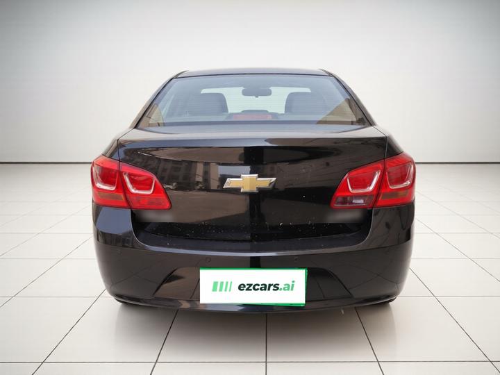 2015 1.5L Classic SE MT photo 3