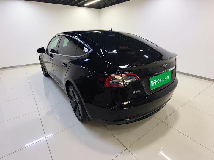 Model 3 2022 RWD photo 4