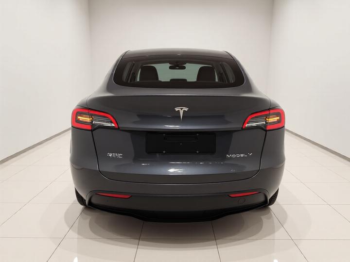 Model Y 2022 Facelift RWD photo 3