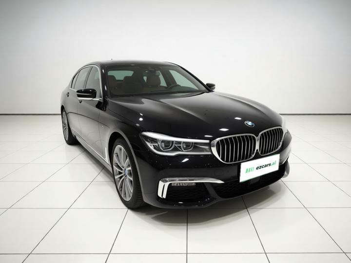 7 Series 2018 730Li Leading M Sport Package photo 3