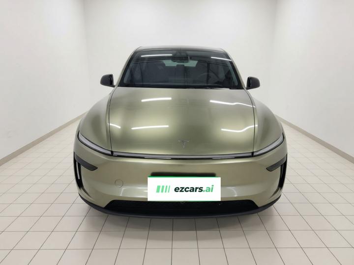 Model Y 2025 Long Range AWD photo 2