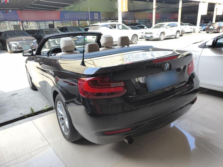 2 Series Imported 2015 218i Convertible Coupe photo 4