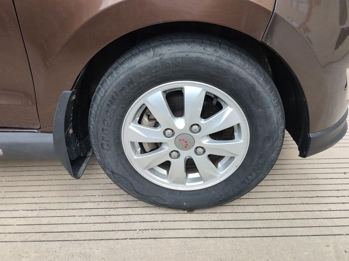 Wuling Hongguang 2014 1.5L S Luxury photo 8