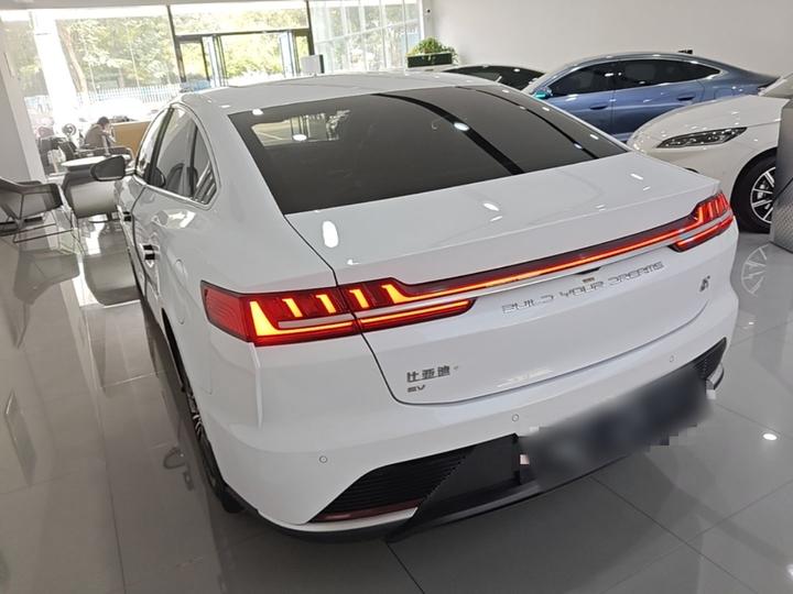 Han 2021 EV Standard Range Luxury photo 4