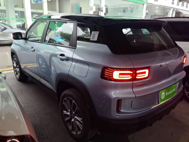 Geely icon 2026 1.5TD photo 4