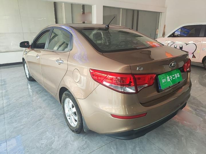 K2 2015 Sedan 1.4L AT GLS photo 4