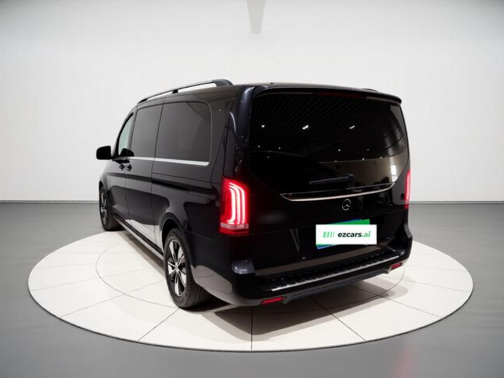 V-Class 2020 V 260 L Long Wheelbase Luxury photo 4